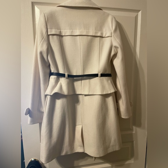 Victorias Secret coat - Picture 7 of 9